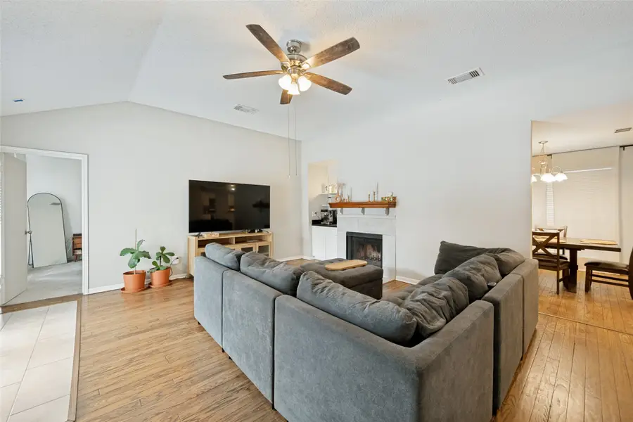 6400 Betsy Ross Drive, Arlington, TX 76002 - #3