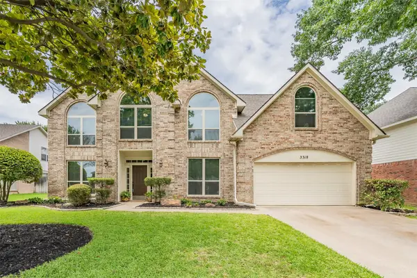 3318 Clearfield Drive, Grapevine, TX 76051
