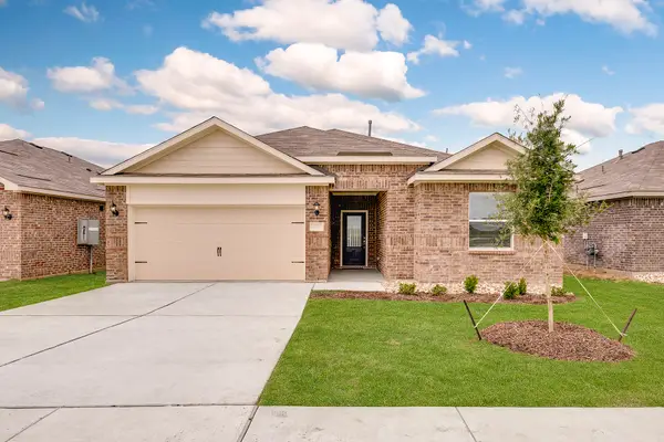 111 Thomas Paine Drive, Venus, TX 76084