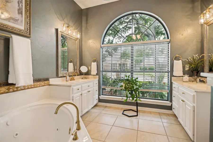 902 Granview Drive, Lewisville, TX 75067 - #2