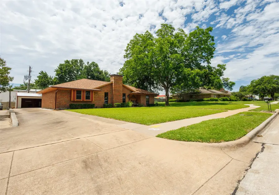 200 Westpark Drive N, McKinney, TX 75071 - #2