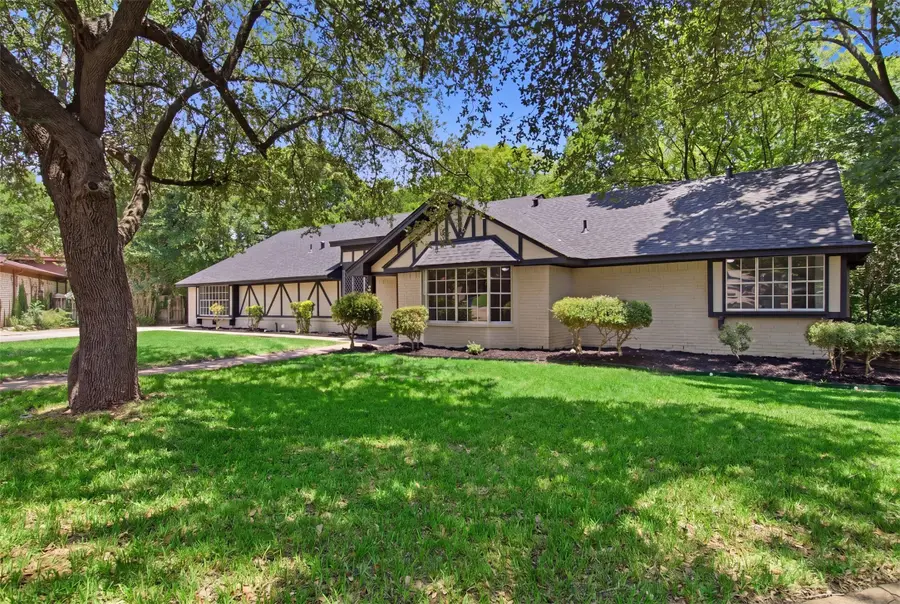 210 Squirebrook Drive, Desoto, TX 75115 - #2