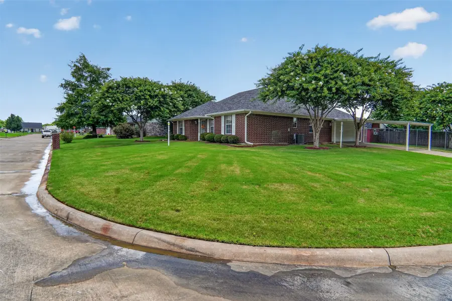 145 48th Street Se, Paris, TX 75462 - #2