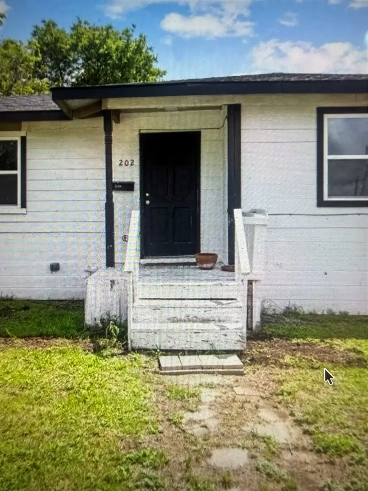 202 N Commerce Street, Mart, TX 76664 - #1