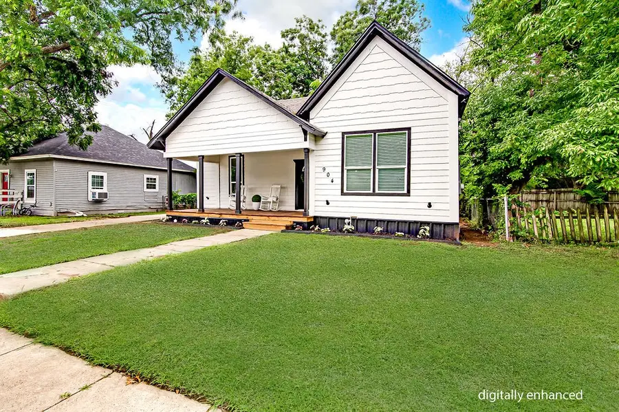 904 S Anglin Street, Cleburne, TX 76031 - #3