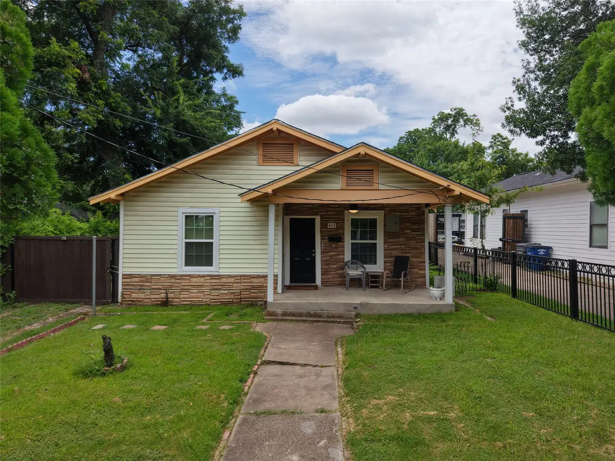 611 Wayne Street, Dallas, TX 75223 - #1