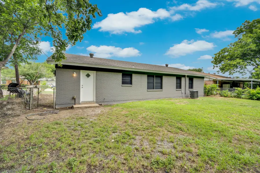 1744 Gill Street, Blue Mound, TX 76131 - #3
