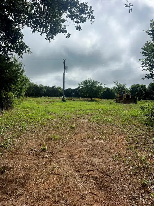 7101 S Highway 171, Grandview, TX 76050