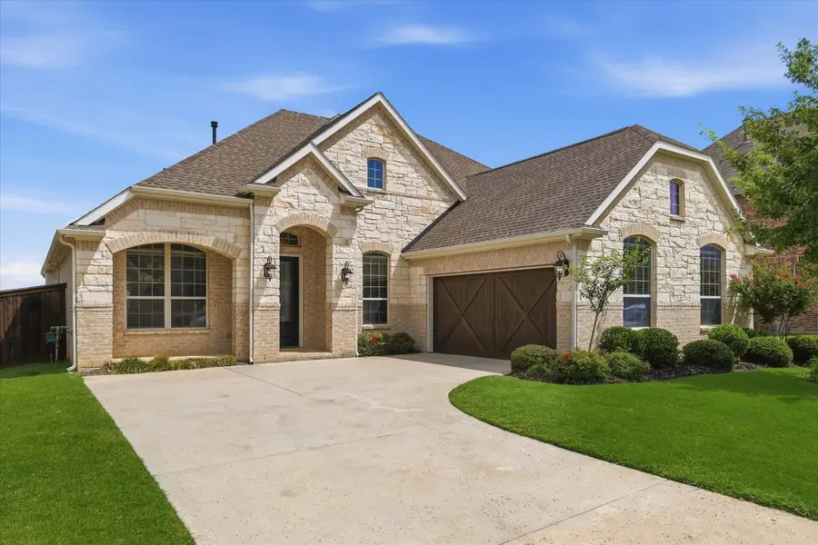 6612 Dolan Falls Drive, Justin Roanoke, TX 76226 - #2