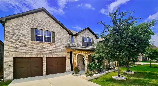 3744 Holly Brook Drive, Fort Worth, TX 76244