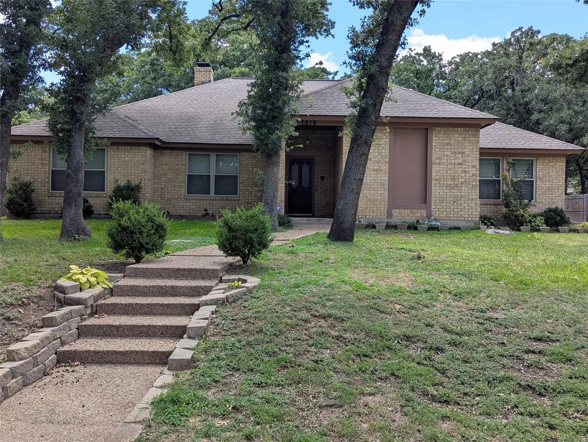 1816 Crooked Lane, Fort Worth, TX 76112 - #1