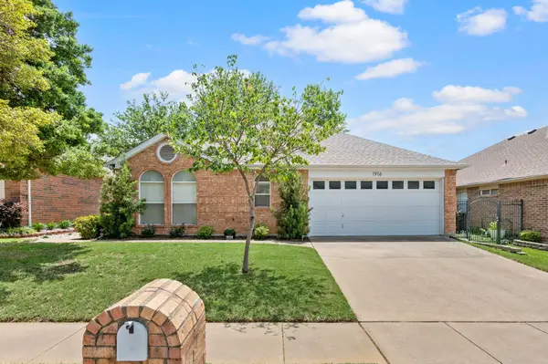 1916 Pine Ridge Drive, Bedford, TX 76021