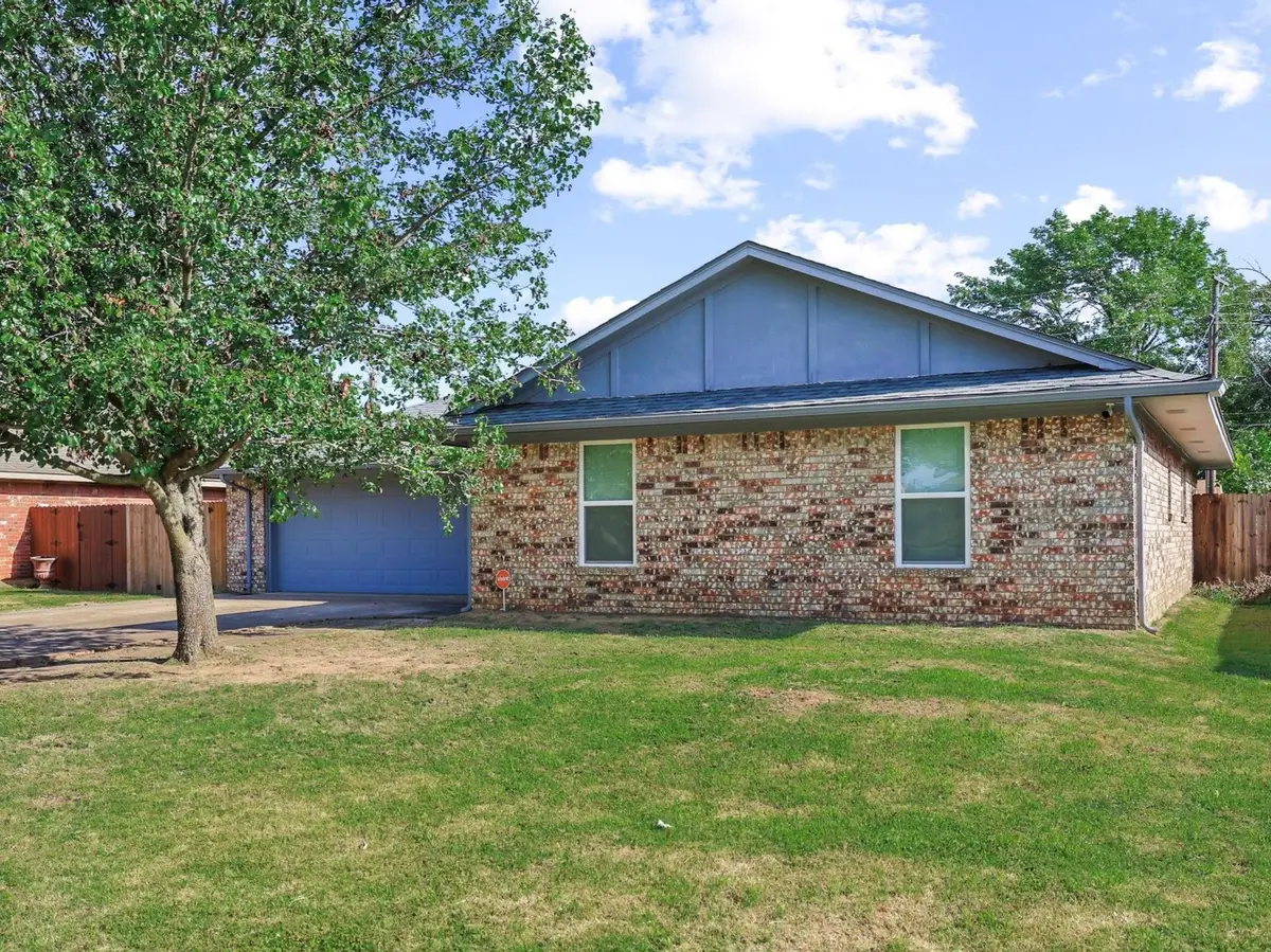 2715 Regal Drive, Denison, TX 75020 - #1