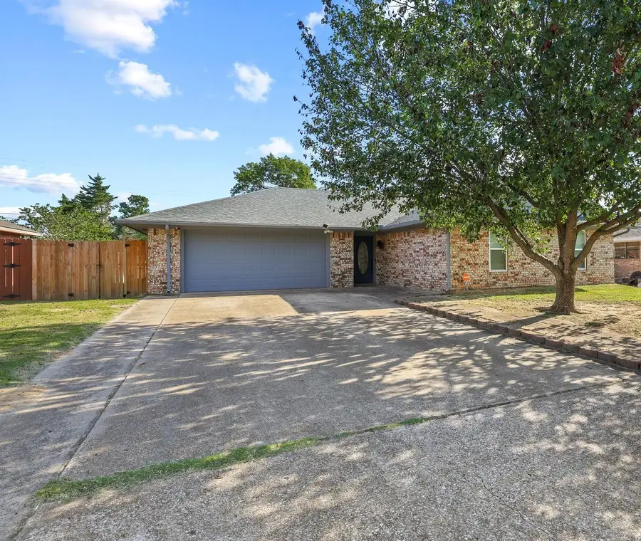 2715 Regal Drive, Denison, TX 75020 - #2