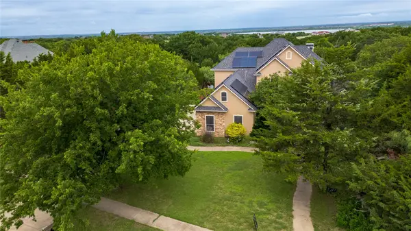2785 S Lakeview Drive, Cedar Hill, TX 75104