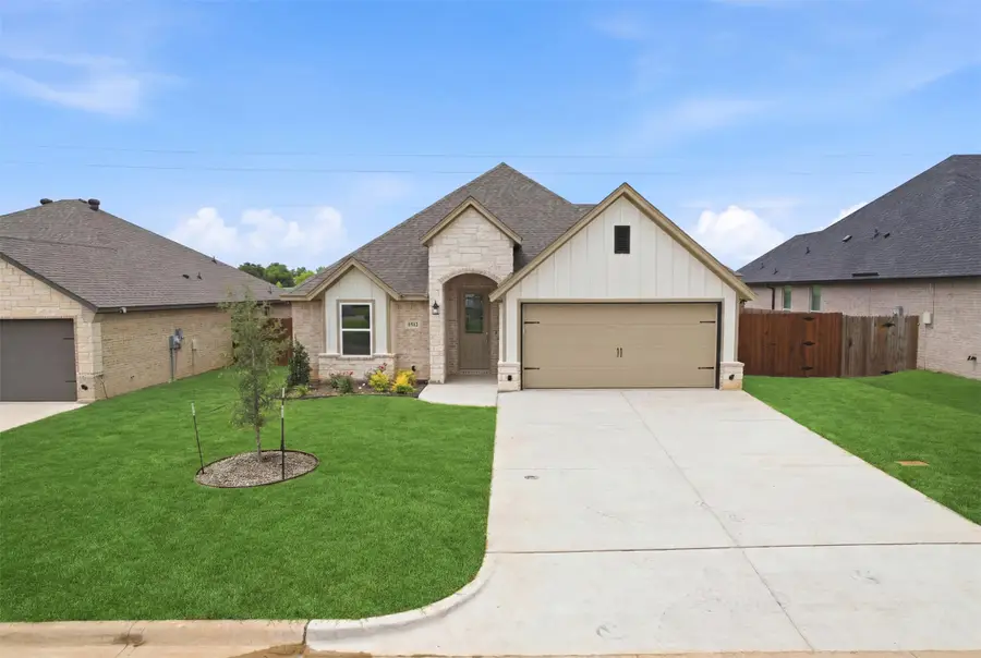 1512 Oleander Drive, Tolar, TX 76476 - #2