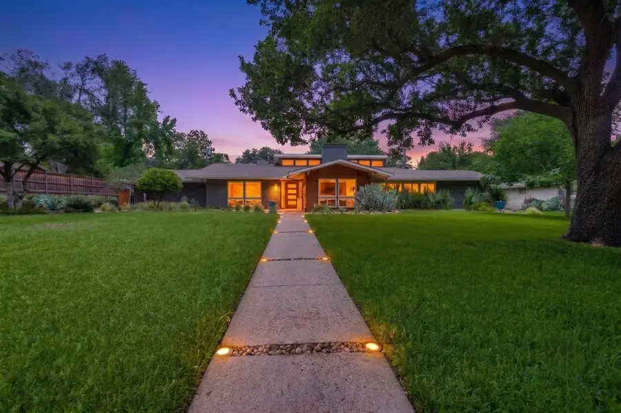 3923 Weeburn Drive, Dallas, TX 75229 - #2