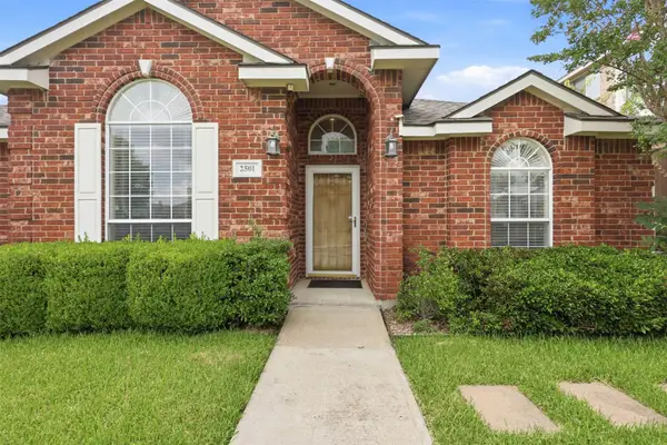 2501 Saddlehorn Drive, Mesquite, TX 75181