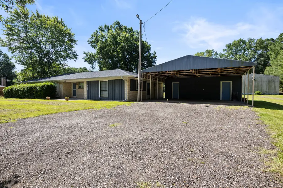 119 Billy Daniels, Mount Pleasant, TX 75455 - #2