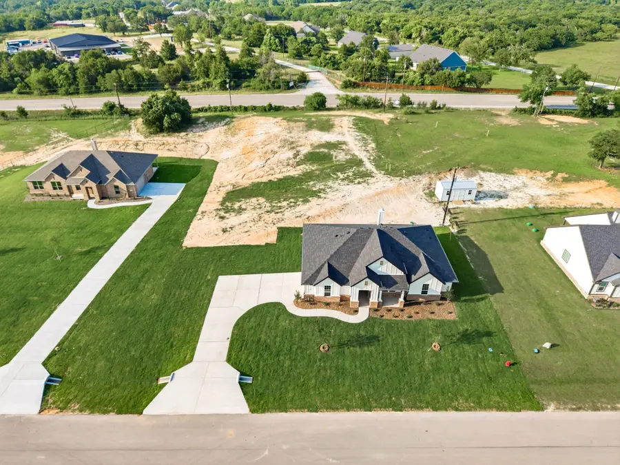 116 Park Hurst Drive, Boyd, TX 76023 - #3