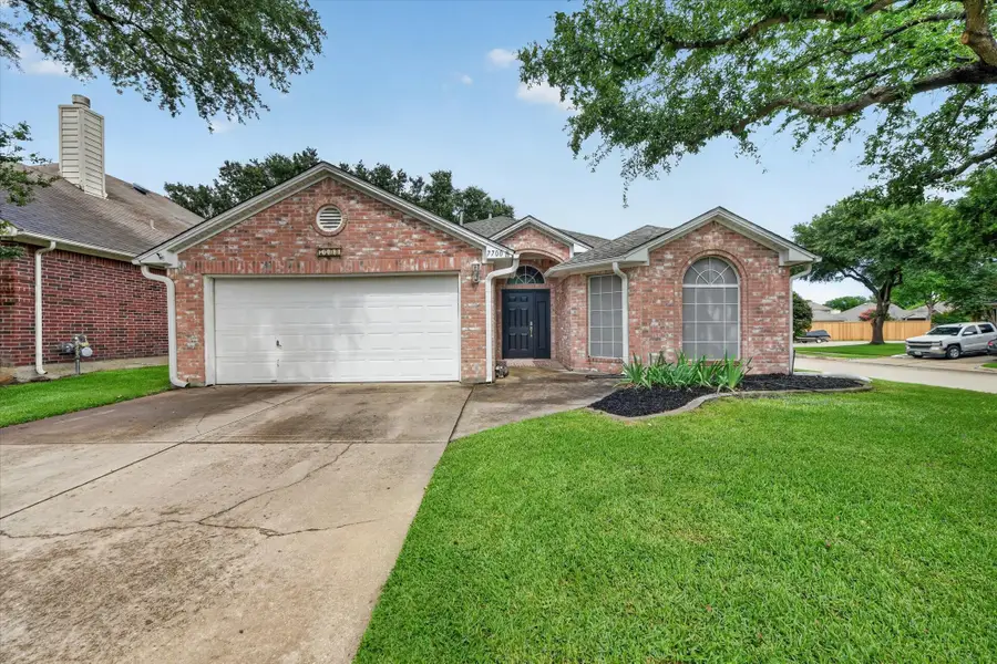 7700 Black Bear Court, Fort Worth, TX 76137 - #2