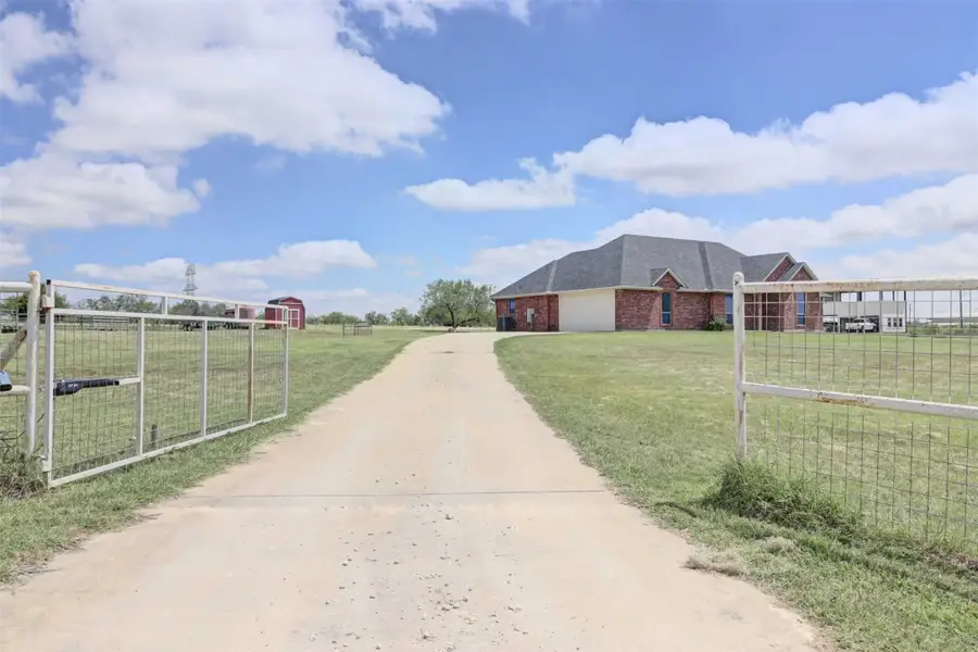 628 County Road 903, Cleburne, TX 76033 - #2