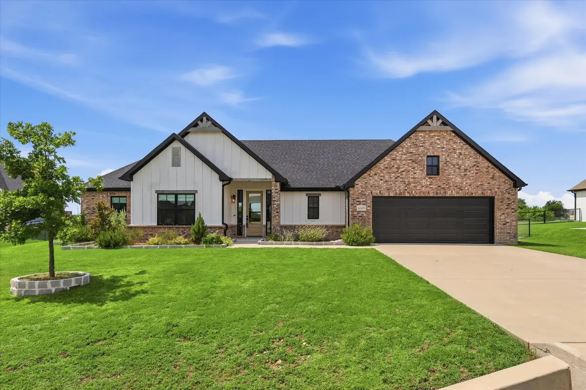 6680 Red Wing Lane, Sanger, TX 76266 - #1