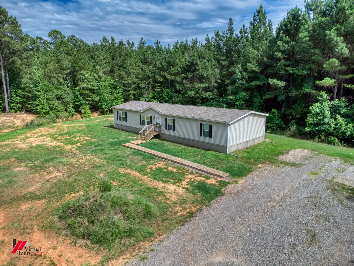 713 NW 12th Street, Springhill, LA 71075 - #1