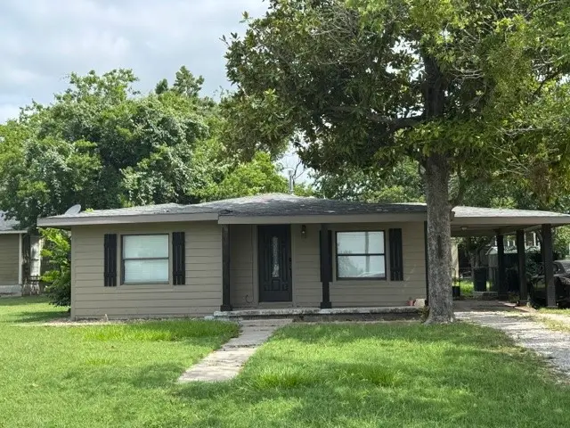 913 Jameson Street, Weatherford, TX 76086 - #1
