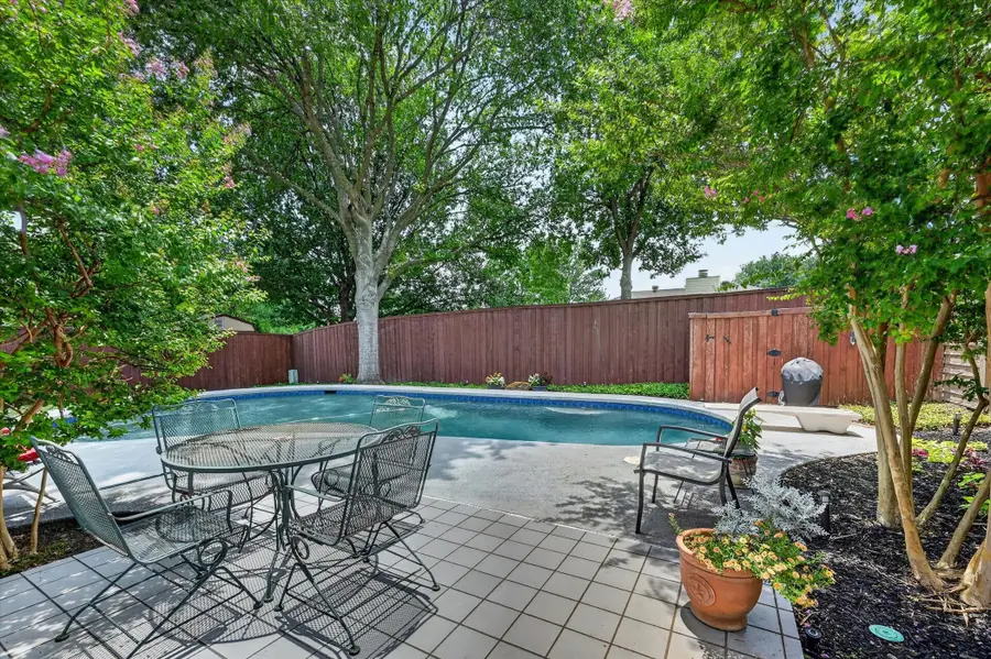 10113 Locksley Drive, Benbrook, TX 76126 - #2