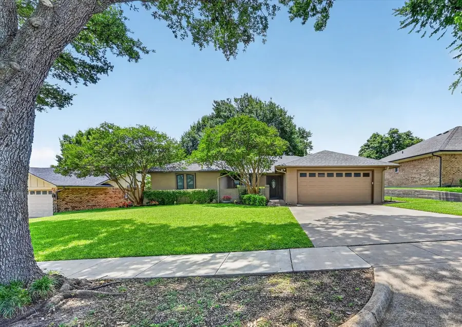 10113 Locksley Drive, Benbrook, TX 76126 - #3