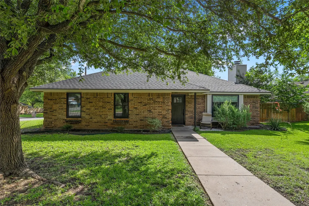 310 Ruth Drive, Hewitt, TX 76643 - #1