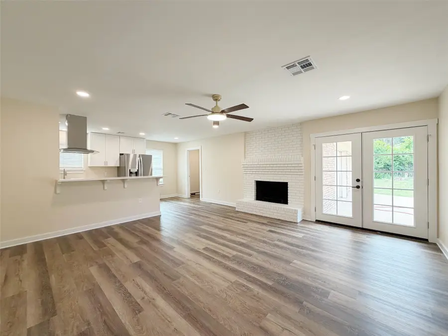 4909 Loch Lomond Drive, Waco, TX 76710 - #2