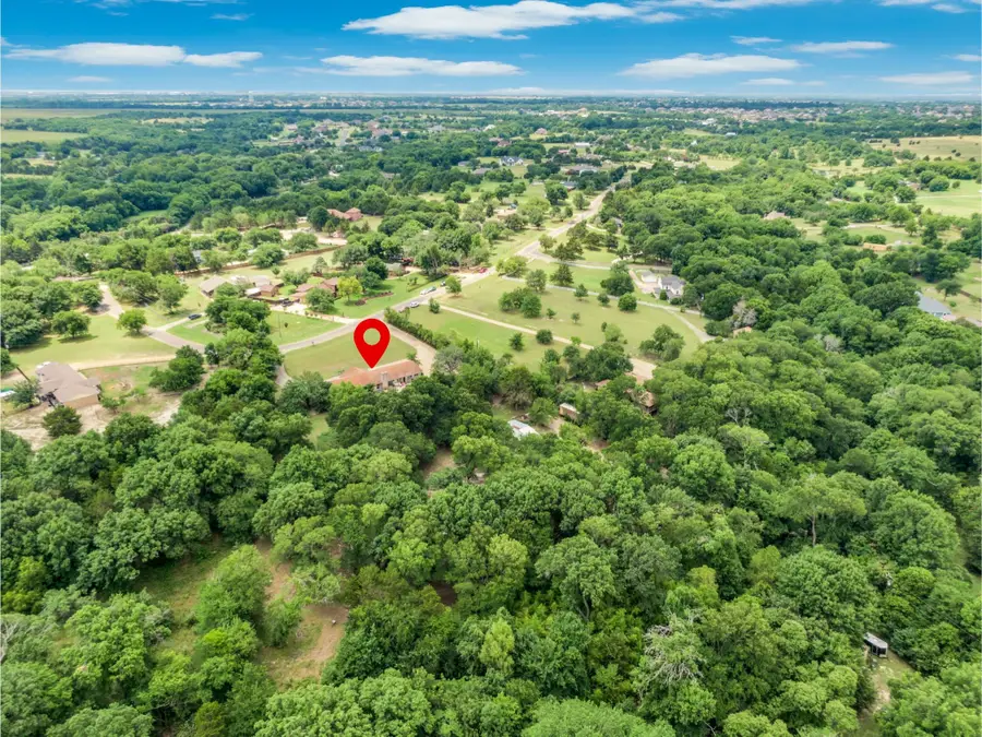 1304 Lariat Circle, Oak Leaf, TX 75154 - #3
