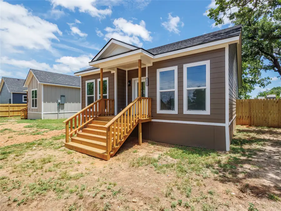 2904 Avenue D, Brownwood, TX 76801 - #3