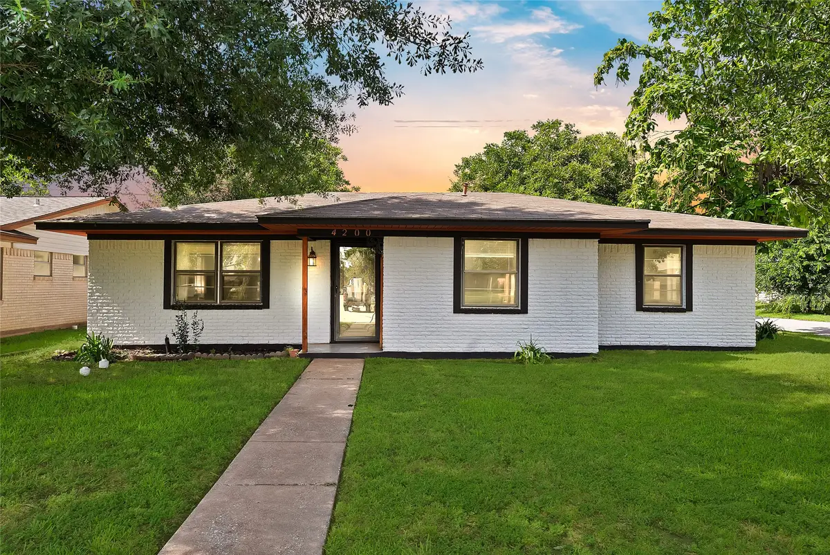 4200 Templeton Street, Greenville, TX 75401 - #1