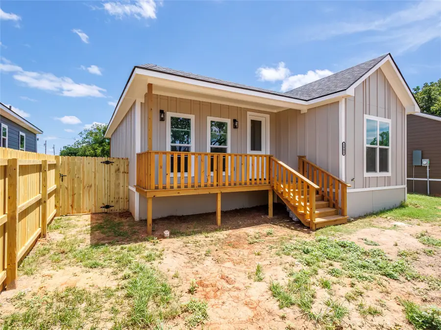 2902 Avenue D, Brownwood, TX 76801 - #2