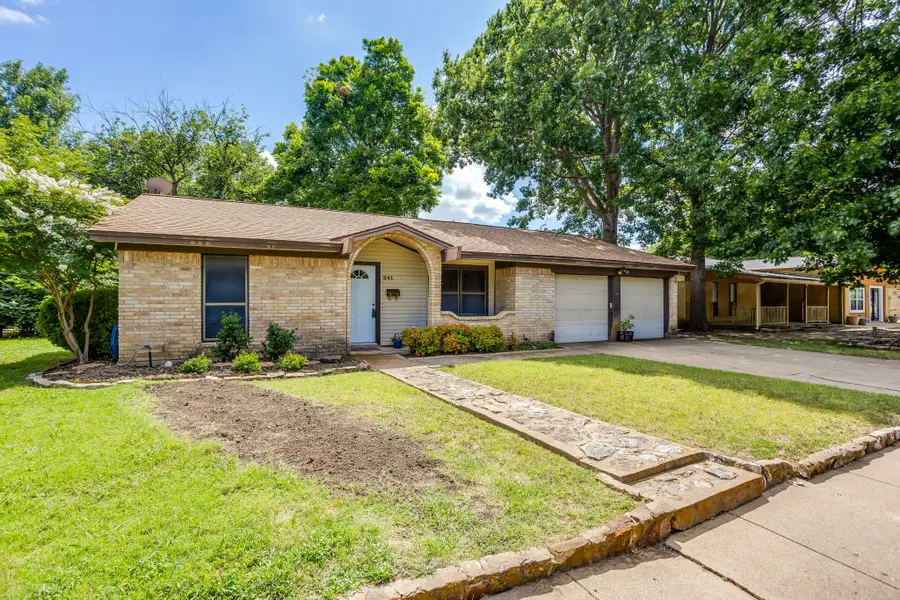 241 Suzanne Terrace, Burleson, TX 76028 - #3