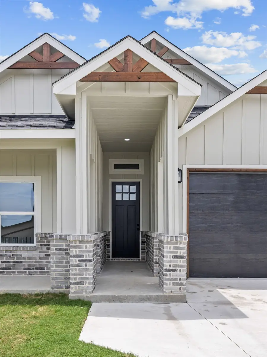 3005 Hanna Avenue, Fort Worth, TX 76106 - #2