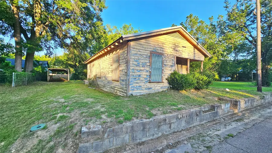300 Carter Street, Sulphur Springs, TX 75482 - #2