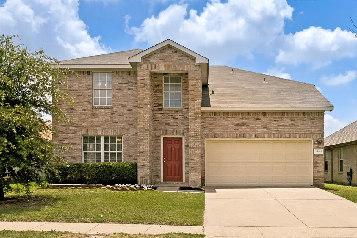 10121 Chapel Rock Drive, Fort Worth, TX 76116 - #1