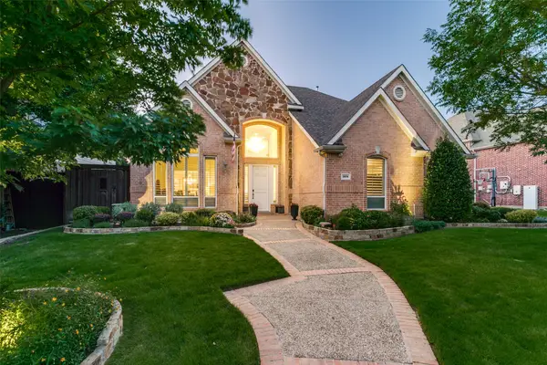 1604 Mcgreg Lane, Carrollton, TX 75010