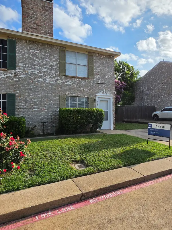 137 Graystone Place, Duncanville, TX 75137