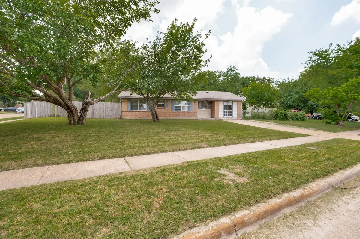 2524 Suffolk Lane, Lancaster, TX 75134 - #1