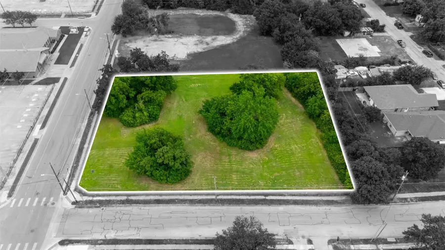 5200 Ramey Avenue, Fort Worth, TX 76105 - #2