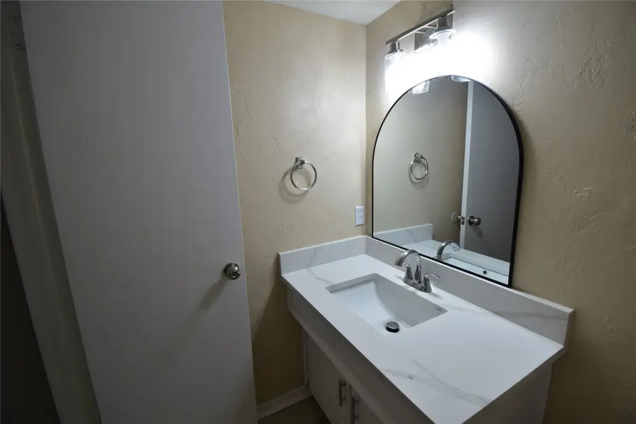 14335 Haymeadow Circle, Dallas, TX 75254 - #2