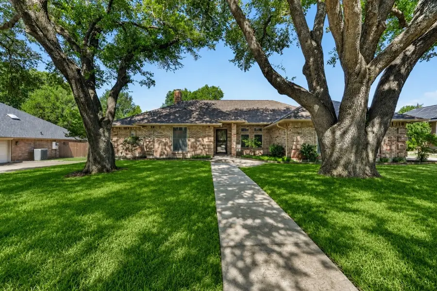 3800 Snow Creek Drive, Fort Worth, TX 76008 - #2