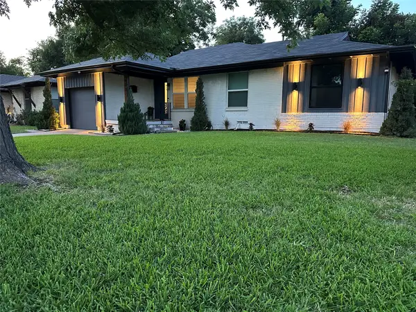2903 Healey Drive, Dallas, TX 75228