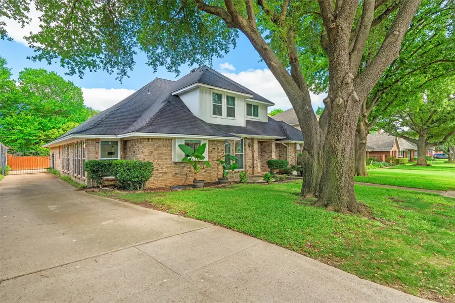 4203 Oak Springs Drive, Arlington, TX 76016 - #2