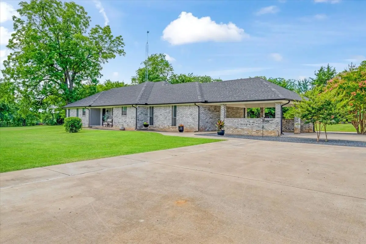 826 Georgetown Road, Pottsboro, TX 75076 - #1